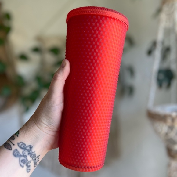 Starbucks 2021 Red Studded Venti Cold Cup Tumbler 24oz – Limited Edition Holiday - Picture 5 of 7